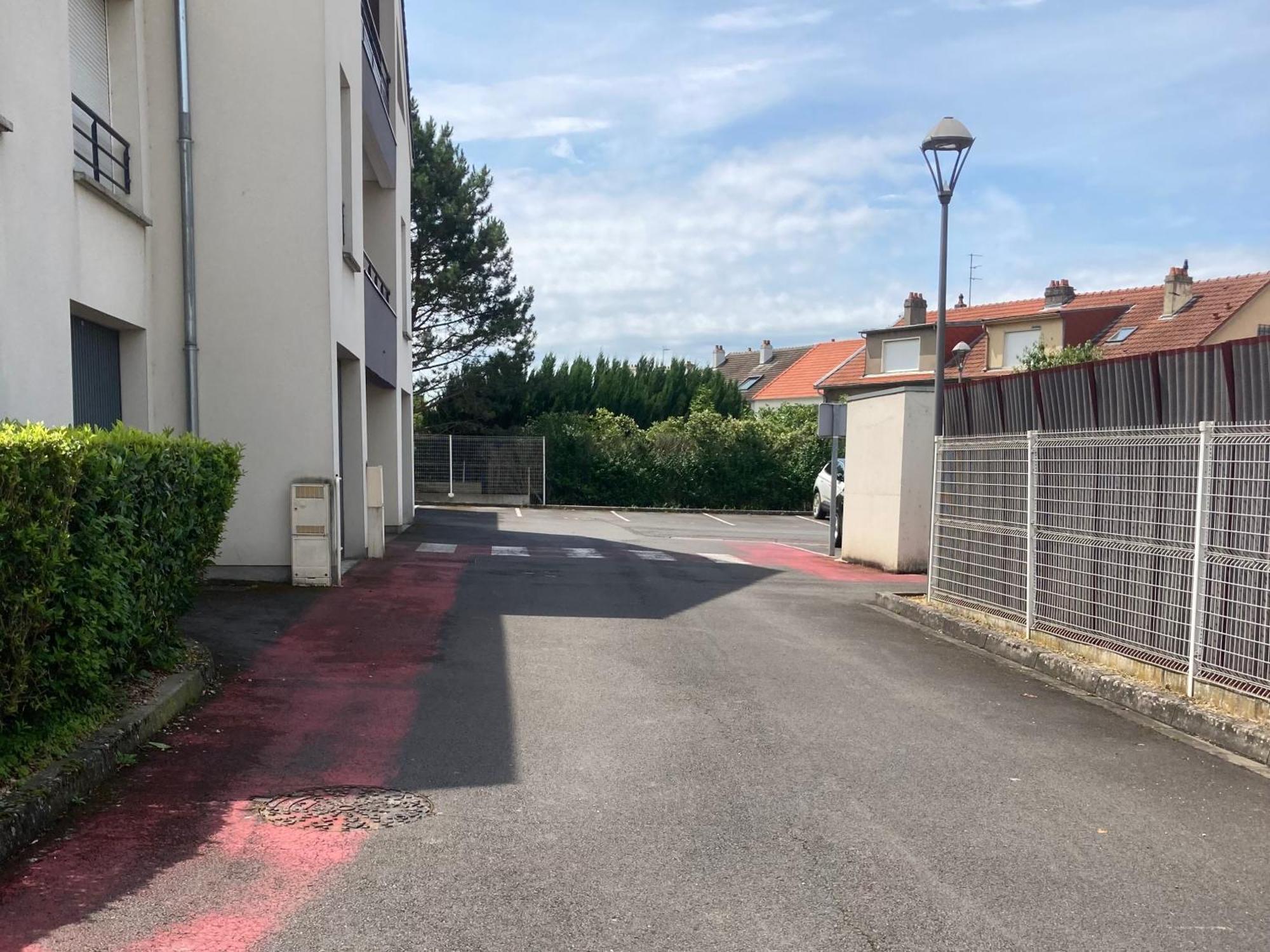 Apartamento La Belle Etape Maizières-lès-Metz Exterior foto